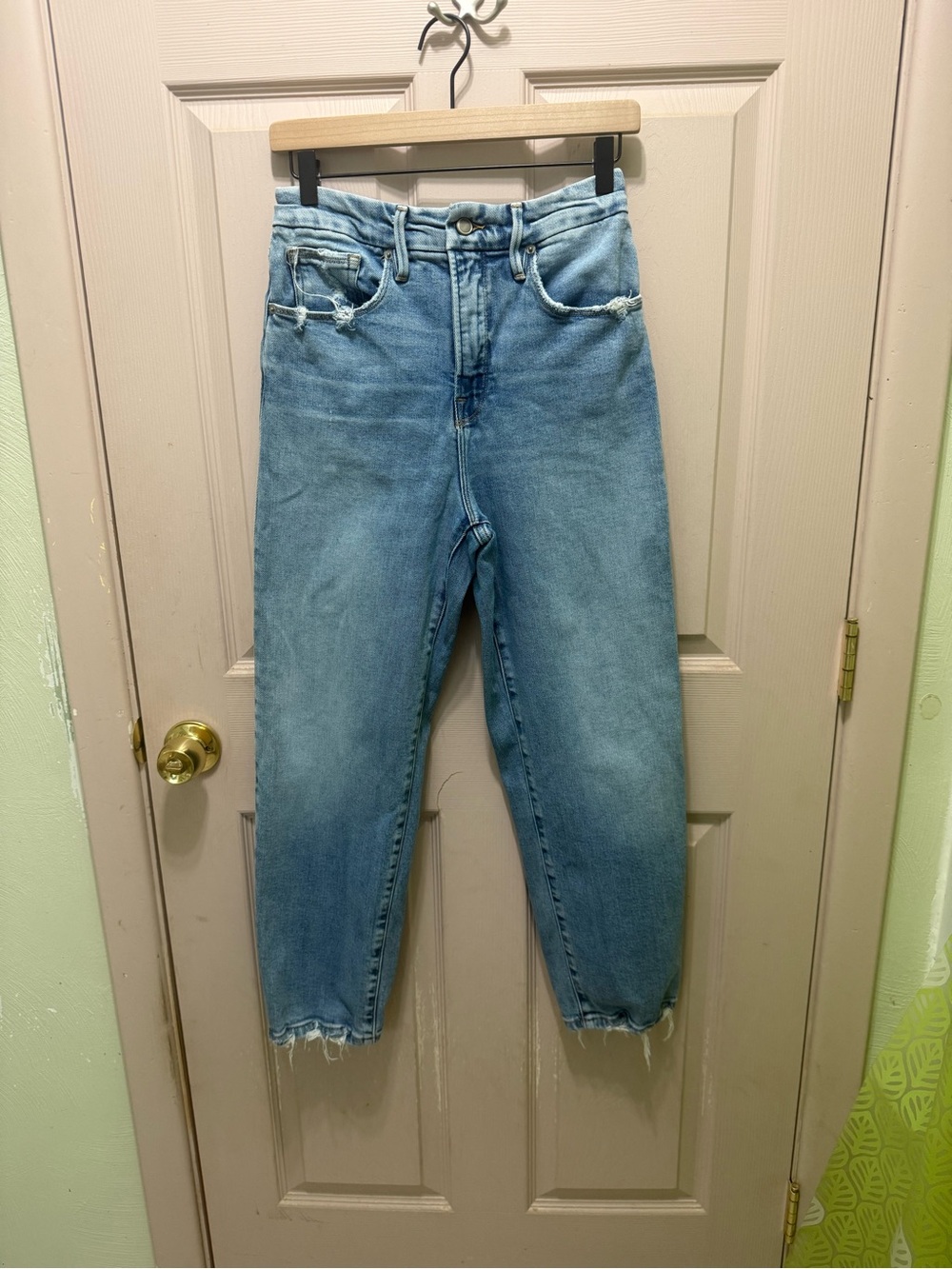 Good American - Good Boy Crop Indigo Blue high rise Size 8/29